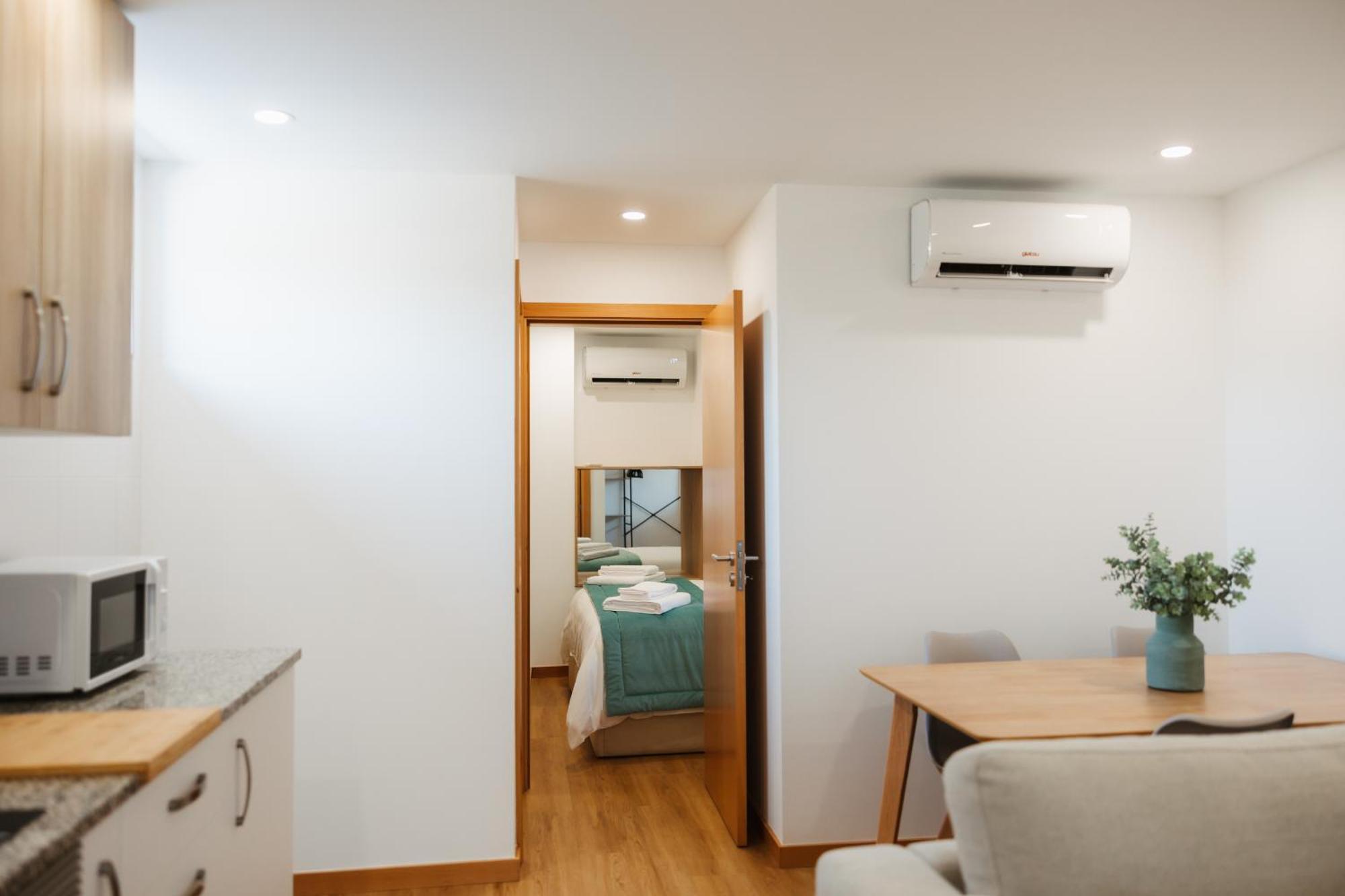 Alvarenga Apartments Extérieur photo