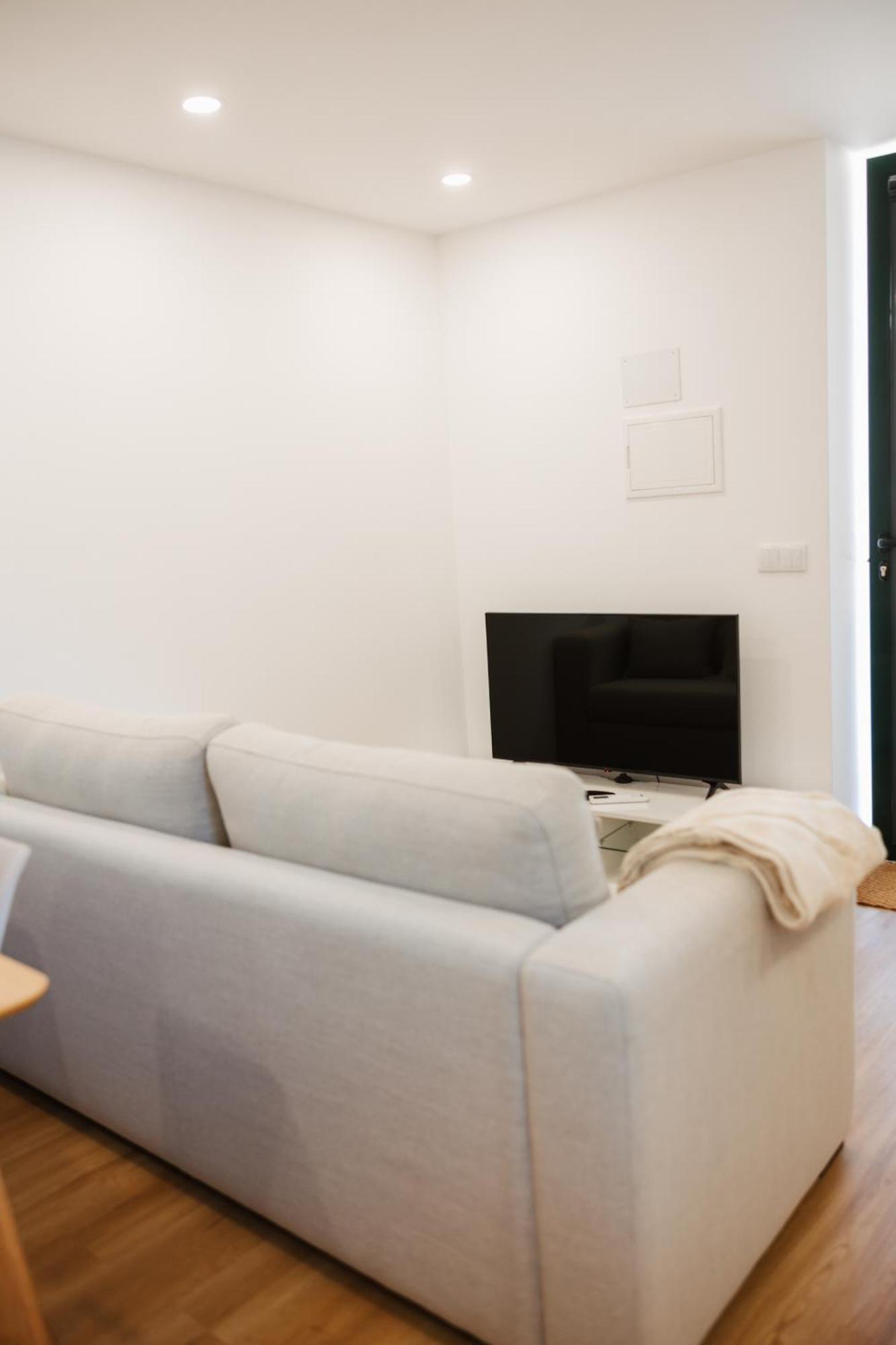 Alvarenga Apartments Extérieur photo