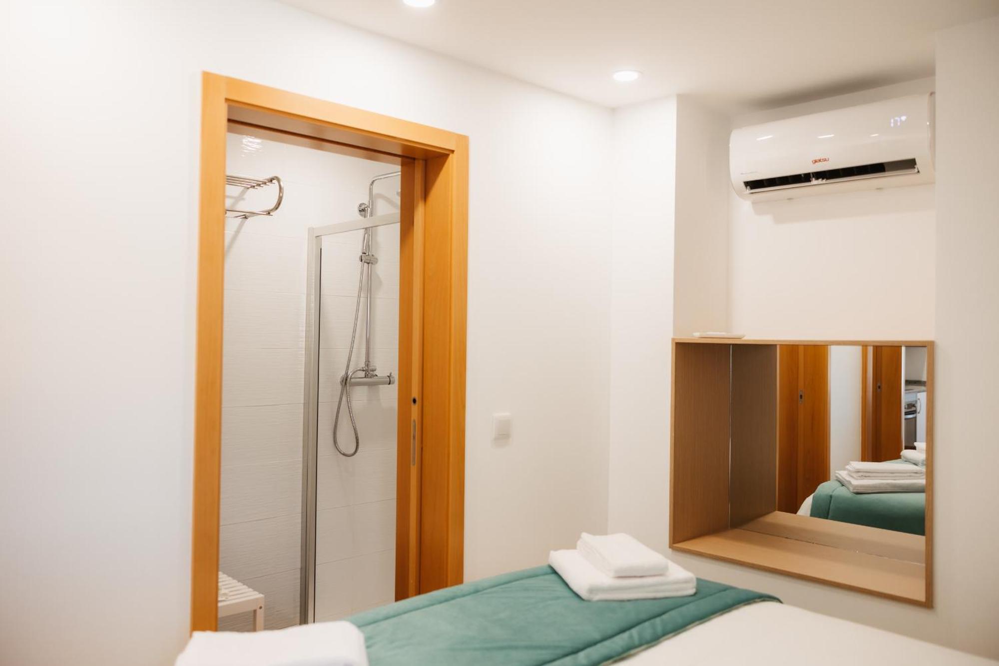 Alvarenga Apartments Extérieur photo