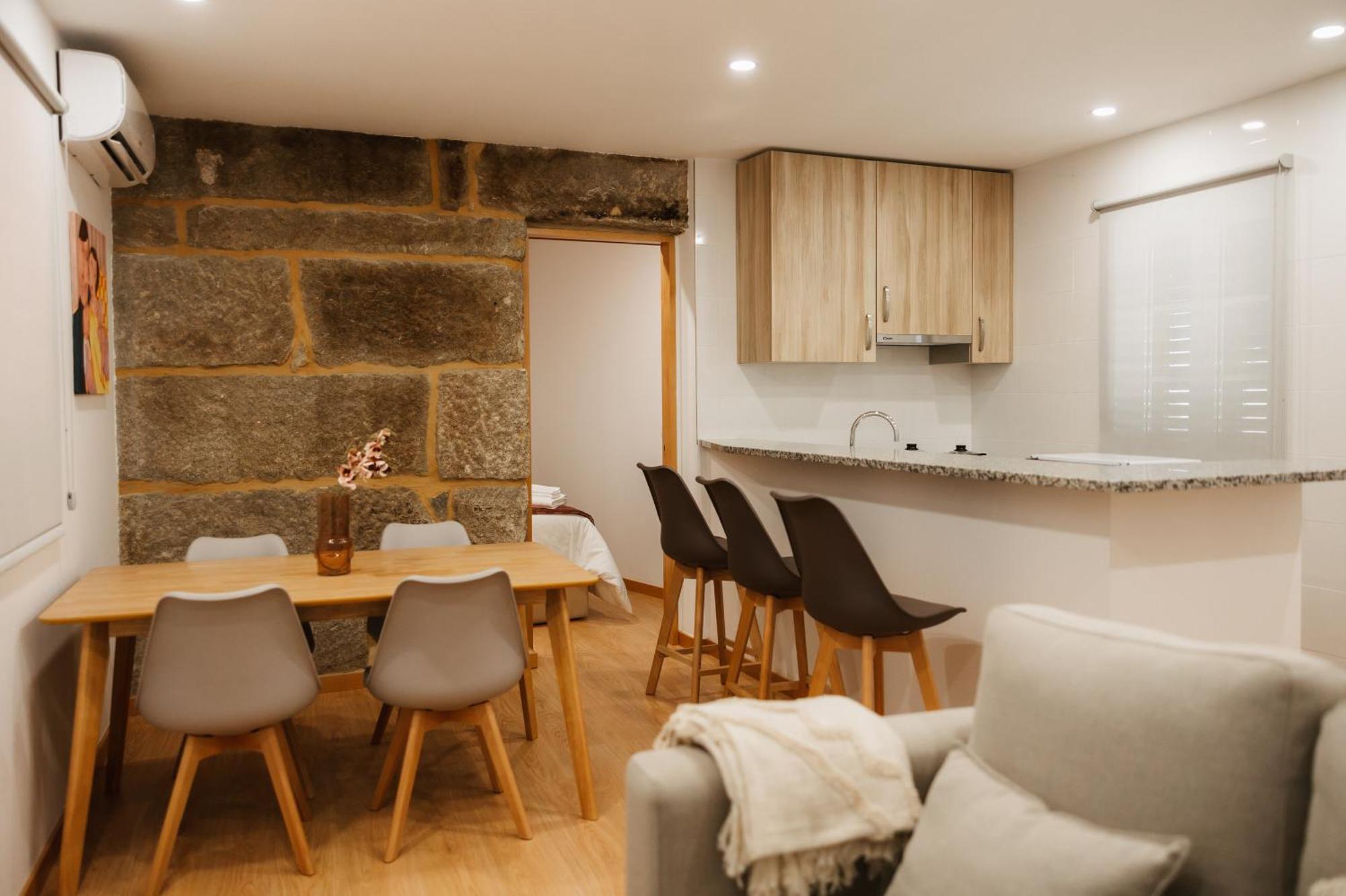 Alvarenga Apartments Extérieur photo
